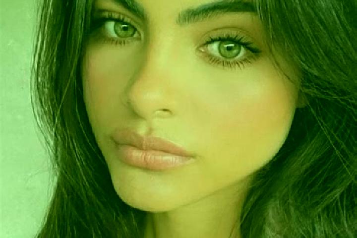 Isabella, 36, a dark blonde green-eyed latina companion based in Tardienta. Offering Girlfriend Experience, Travel Companion, Dinner Date, Striptease, Massag...