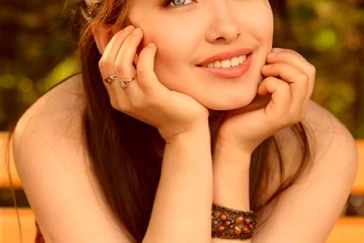 Isabella, 36, a red blue-eyed asian companion based in Humay. Offering Roleplay, Overnight, Fetish, OWO. Available for incall and outcall, overnight bookings...