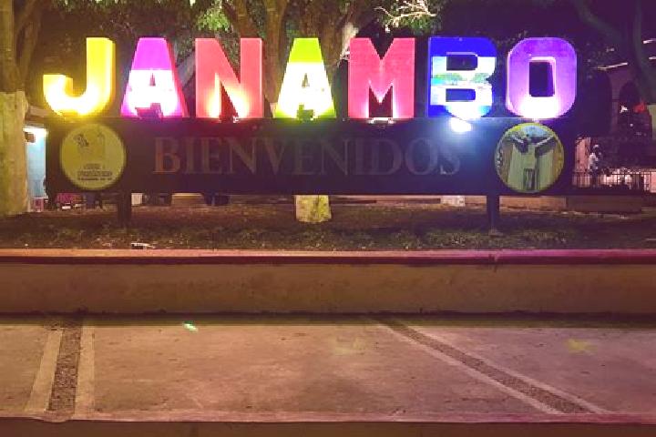 Isabella, 36 — Escort in Janambo, Mexico
