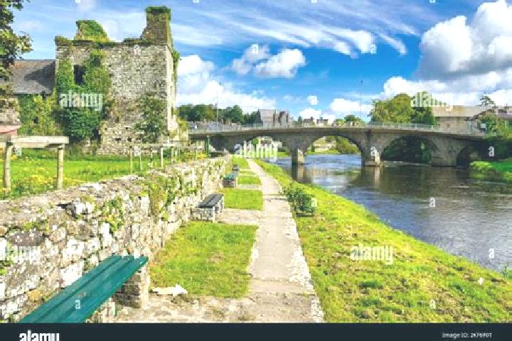 Isabella, 36 — Escort in Thomastown, Ireland