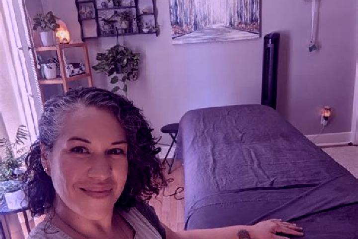 Isabella, 37, a auburn grey-eyed caribbean companion based in Fort McMurray. Offering Massage, Erotic Massage, Striptease, CIM. Available for incall and outc...