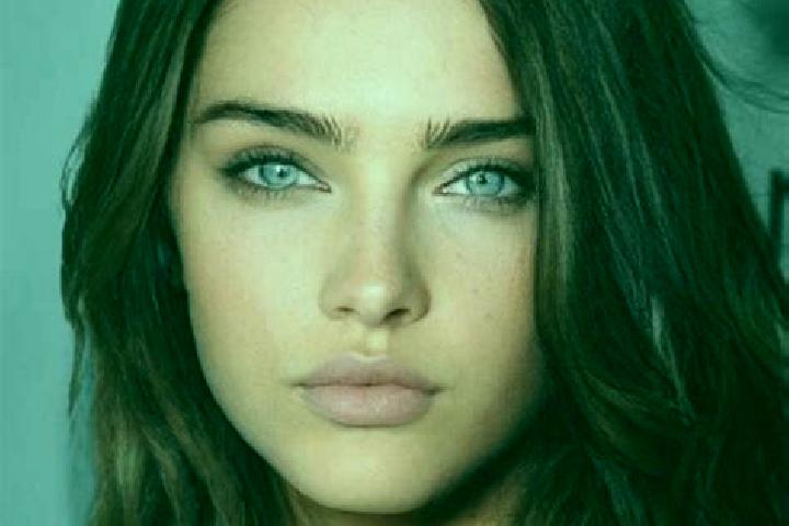 Isabella, 37, a brunette blue-eyed mixed companion based in Yenilmez. Offering Tantra, BDSM, Fetish, Striptease. Available for incall and outcall, overnight ...