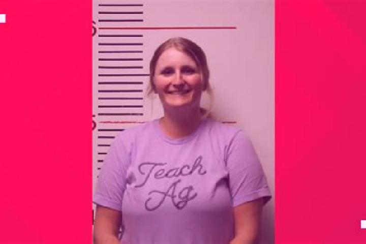 Isabella, 37 — Escort in Asherton, United States