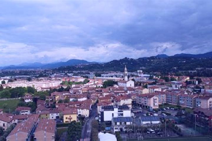 Isabella, 37 — Escort in Bonate Sotto, Italy