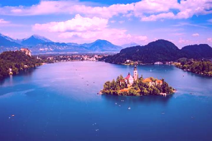 Isabella, 37 — Escort in Menges, Slovenia