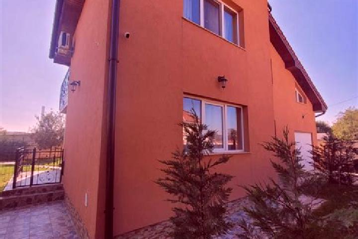 Isabella, 37 — Escort in Urvis de Beius, Romania