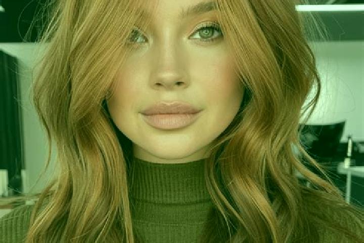 Isabella, 38, a auburn hazel-eyed slavic companion based in Ihuari. Offering BDSM, Erotic Massage, Roleplay, CIM, Dinner Date. Available for incall and outca...