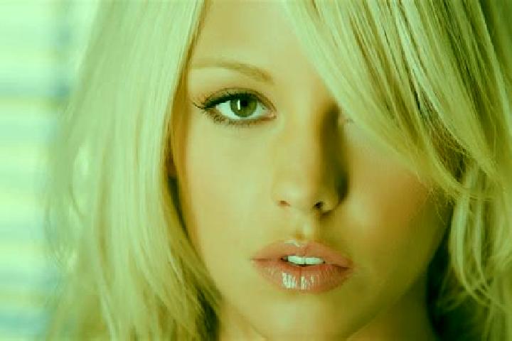 Isabella, 38, a blonde brown-eyed indian companion based in Tarabha. Offering Couples, 69. Available for incall and outcall, day and evening dates.