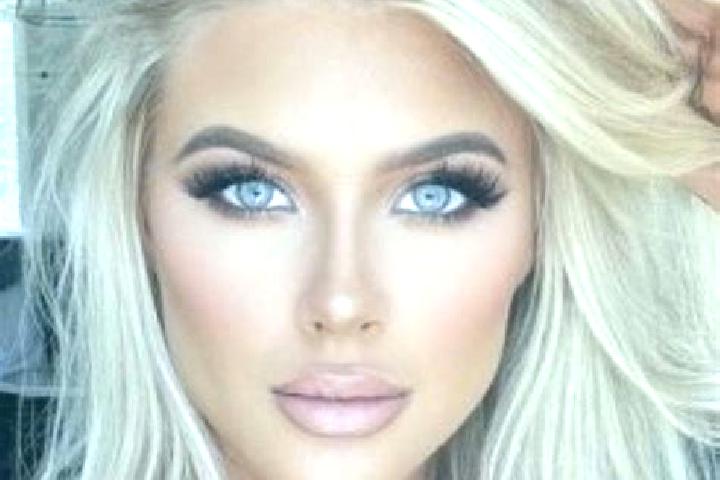 Isabella, 38, a platinum blonde brown-eyed caribbean companion based in Koncang. Offering Striptease, Dinner Date. Available for incall and outcall, overnigh...