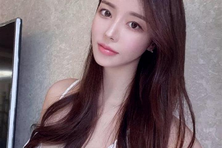 Isabella, 38 — Escort in Boshi, China