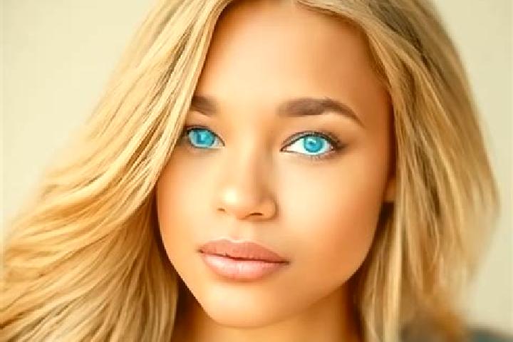 Isabella, 39, a blonde blue-eyed latina companion based in Kamalaputi. Offering Overnight, GFE, Roleplay, BDSM. Available for incall and outcall, overnight b...