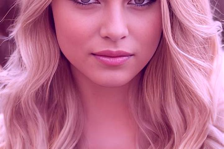 Isabella, 39, a blonde green-eyed latina companion based in Kitskensberg. Offering OWO, Girlfriend Experience, Deep French Kissing, A-Level. Available for in...