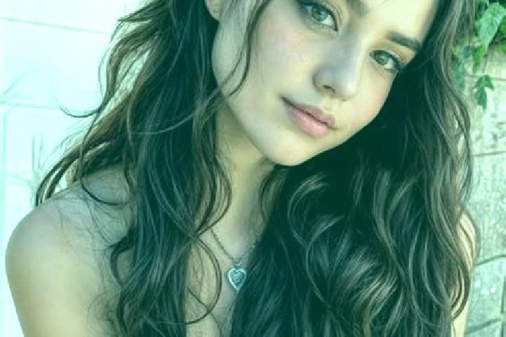 Isabella, 39, a brunette amber-eyed middle eastern companion based in Arbing. Offering OWO, Party Girl. Available for incall and outcall, overnight bookings ...
