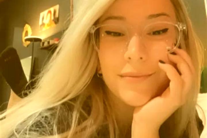 Isabella, 39, a platinum blonde amber-eyed caribbean companion based in Niceville. Offering Roleplay, BDSM, Party Girl. Available for incall and outcall, day...