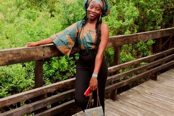 Isabella, 39 — Escort in Buzi, Mozambique