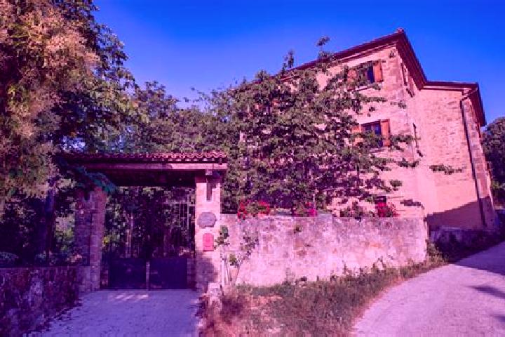 Isabella, 39 — Escort in Secchiano, Italy