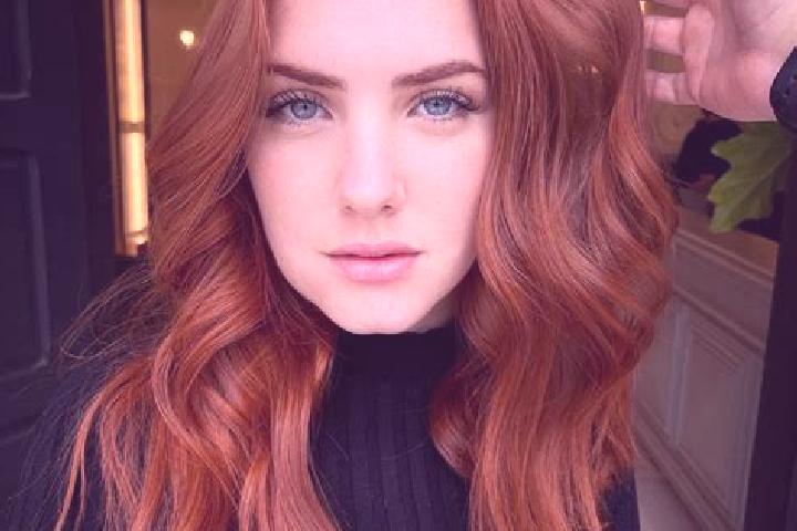 Ivy, 20, a auburn grey-eyed middle eastern companion based in Castromonte. Offering Roleplay, Fetish, A-Level, Party Girl. Available for incall and outcall, ...