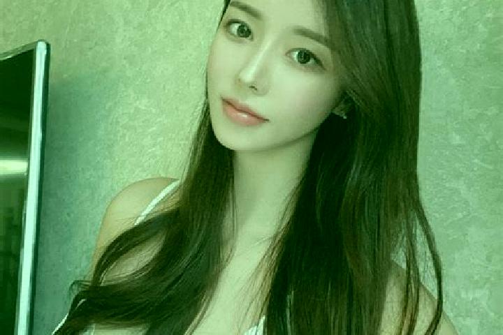 Ivy, 20 — Escort in Mingcun, China