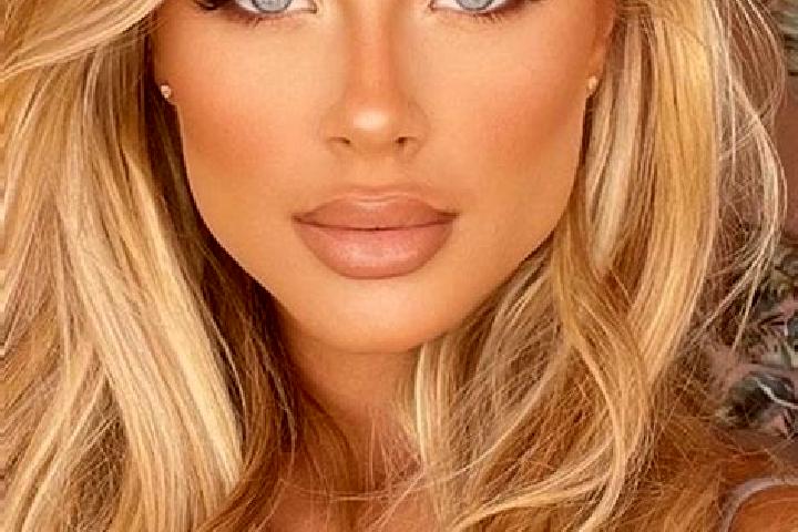 Ivy, 21, a blonde blue-eyed latina companion based in Santa Lucia. Offering Couples, Massage, GFE. Available for incall and outcall, day and evening dates.