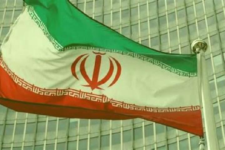 Ivy, 21 — Escort in Deylaman, Iran