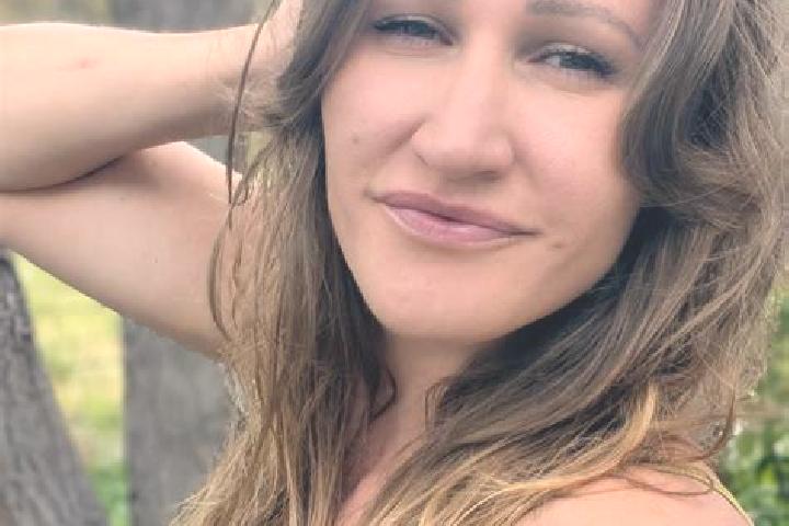 Ivy, 21 — Escort in Meredith, Australia