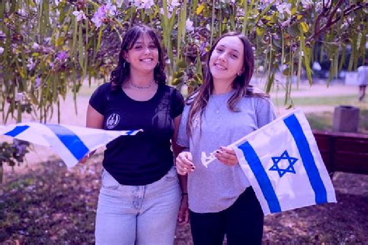 Ivy, 21 — Escort in Na ale, Israel