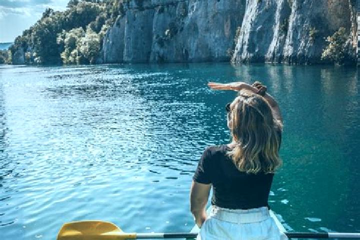 Ivy, 21 — Escort in Naours, France
