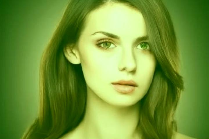 Ivy, 22, a auburn amber-eyed european companion based in Muntele Rece. Offering OWO, Couples, Duos. Available for incall and outcall, day and evening dates.
