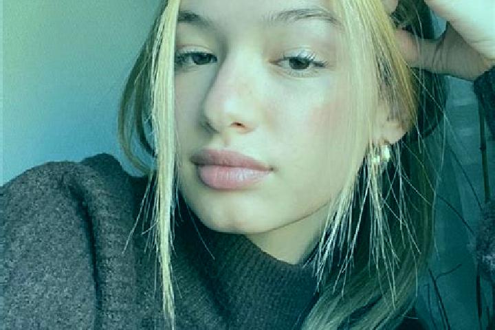 Ivy, 22, a blonde brown-eyed caucasian companion based in Vinnitsy. Offering CIM, Overnight, Prostate Massage, BDSM. Available for incall and outcall, day an...