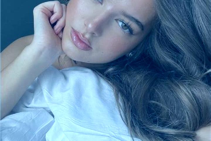 Ivy, 22, a chestnut hazel-eyed slavic companion based in Amir Rud. Offering CIM, Girlfriend Experience, Deep French Kissing, Prostate Massage. Available for ...