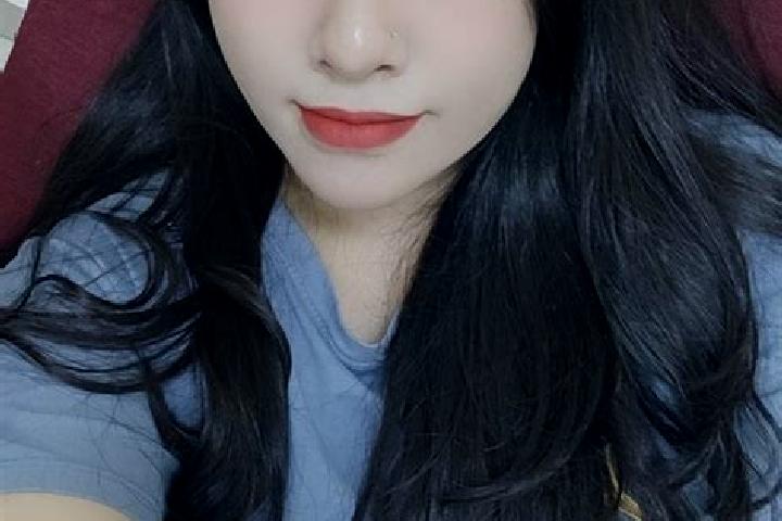 Ivy, 22 — Escort in Song Thao, Vietnam