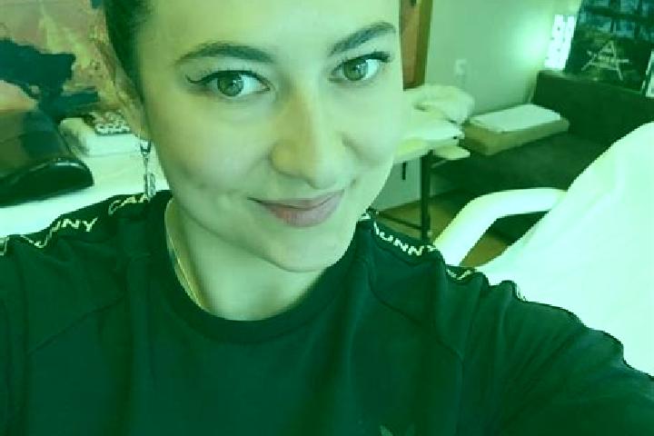 Ivy, 23, a black grey-eyed european companion based in Risca. Offering Couples, Roleplay, Fetish, Prostate Massage. Available for incall and outcall, day and...