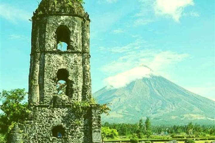 Ivy, 23 — Escort in Binalonan, Philippines