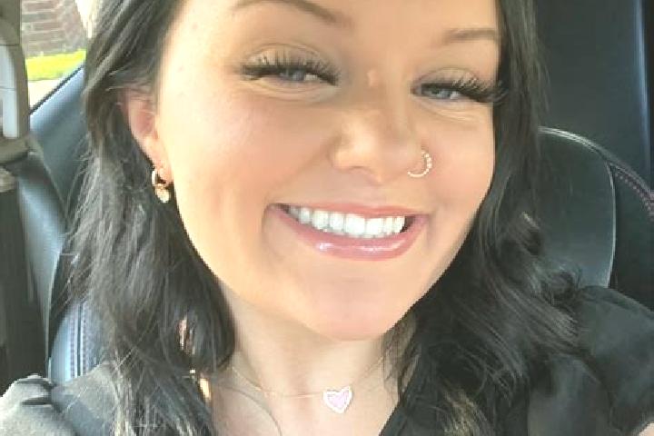 Ivy, 23 — Escort in Corbin, United States