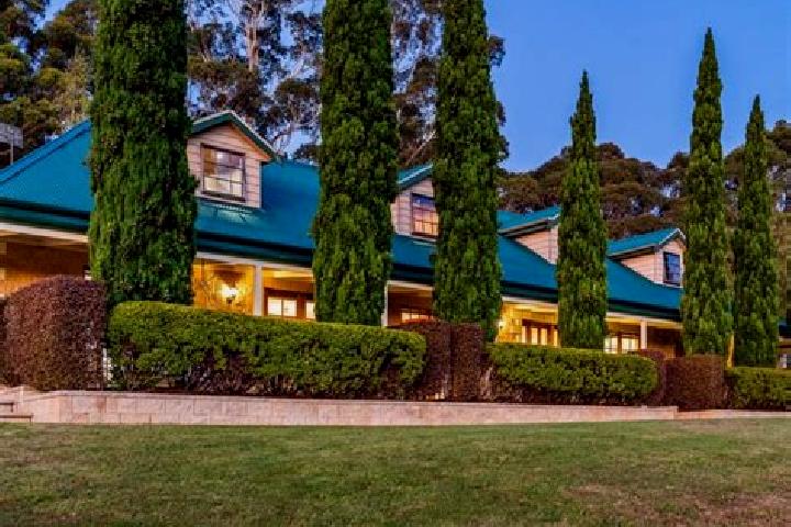 Ivy, 23 — Escort in Hillwood, Australia