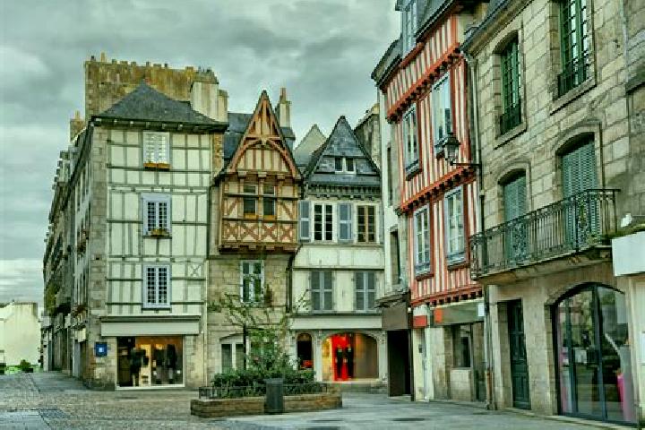 Ivy, 23 — Escort in La Cornuaille, France