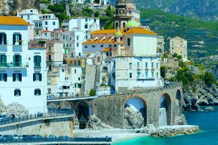 Ivy, 23 — Escort in Lentini, Italy