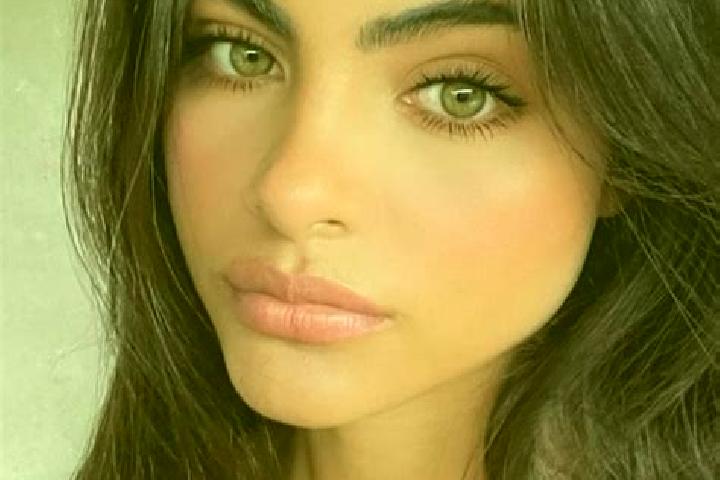 Ivy, 24, a black hazel-eyed mixed companion based in Chelmiec. Offering Deep French Kissing, GFE, CIM. Available for incall and outcall, overnight bookings a...