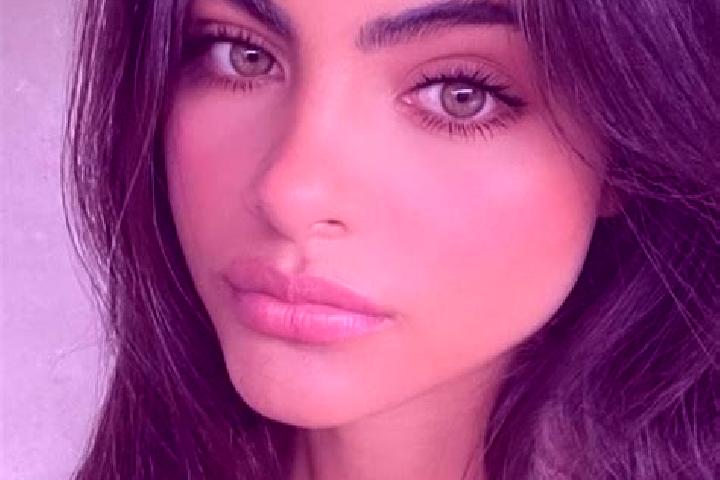 Ivy, 24, a brunette green-eyed caucasian companion based in Beheke. Offering Striptease, A-Level, Erotic Massage. Available for incall and outcall, overnight...