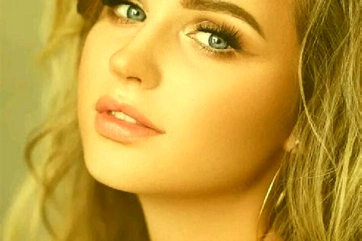 Ivy, 24, a dark blonde blue-eyed indian companion based in Mulanje. Offering 69, Erotic Massage, Striptease. Available for incall and outcall, overnight book...