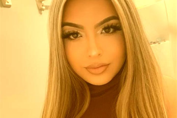 Ivy, 24, a red blue-eyed latina companion based in Oadar Temsia. Offering BDSM, Party Girl, A-Level. Available for incall and outcall, overnight bookings ava...