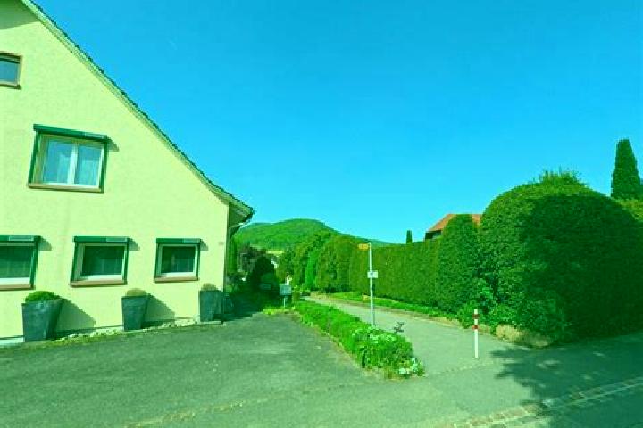 Ivy, 24 — Escort in Kaenerkinden, Switzerland