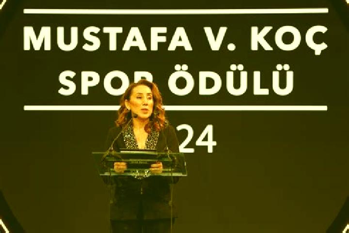 Ivy, 24 — Escort in Senyurt, Turkey