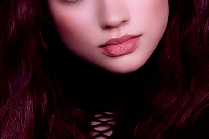 Ivy, 25, a brunette dark-eyed european companion based in Corcova. Offering Overnight, A-Level, Domination. Available for incall and outcall, day and evening...