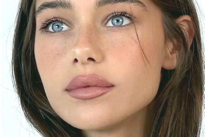 Ivy, 25, a brunette grey-eyed european companion based in Inacio Martins. Offering Tantra, CIM, Party Girl. Available for incall and outcall, day and evening...