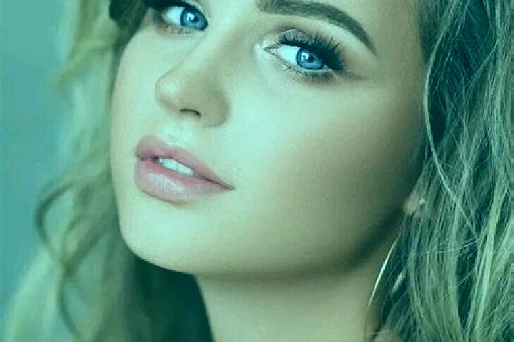 Ivy, 25, a dark blonde blue-eyed asian companion based in Moruzzo. Offering CIM, Prostate Massage, Massage. Available for incall and outcall, overnight booki...