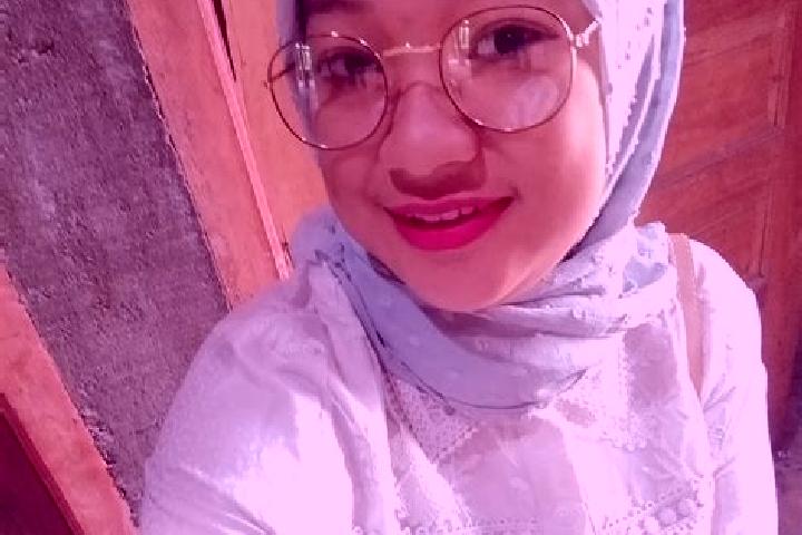 Ivy, 25 — Escort in Gludug, Indonesia