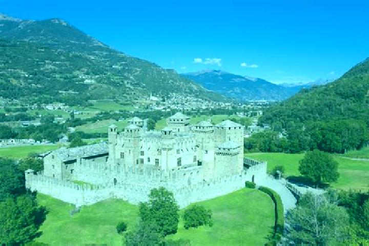 Ivy, 25 — Escort in Valle e Castello, Italy