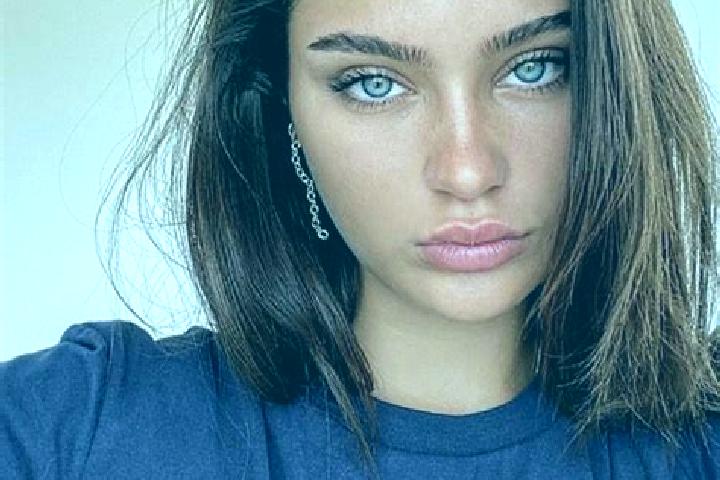 Ivy, 26, a brunette dark-eyed slavic companion based in Yenisarbademli. Offering Deep French Kissing, Erotic Massage. Available for incall and outcall, day a...
