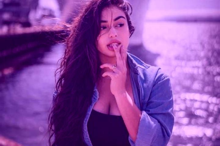 Ivy, 26, a red brown-eyed mediterranean companion based in Rakow. Offering Party Girl, Couples, Overnight. Available for incall and outcall, day and evening ...